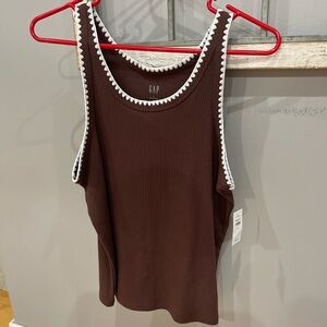 GAP Brown Ribbed Tank with White Scallop Trim